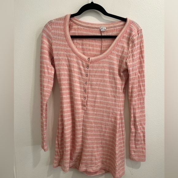 Aerie pj romper pink and white - Picture 1 of 3